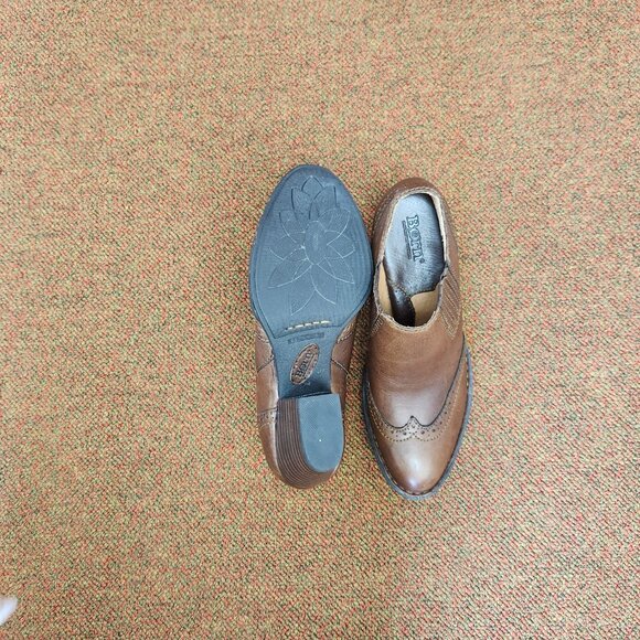 Born Leather Slip on Heeled Booties - Picture 7 of 11